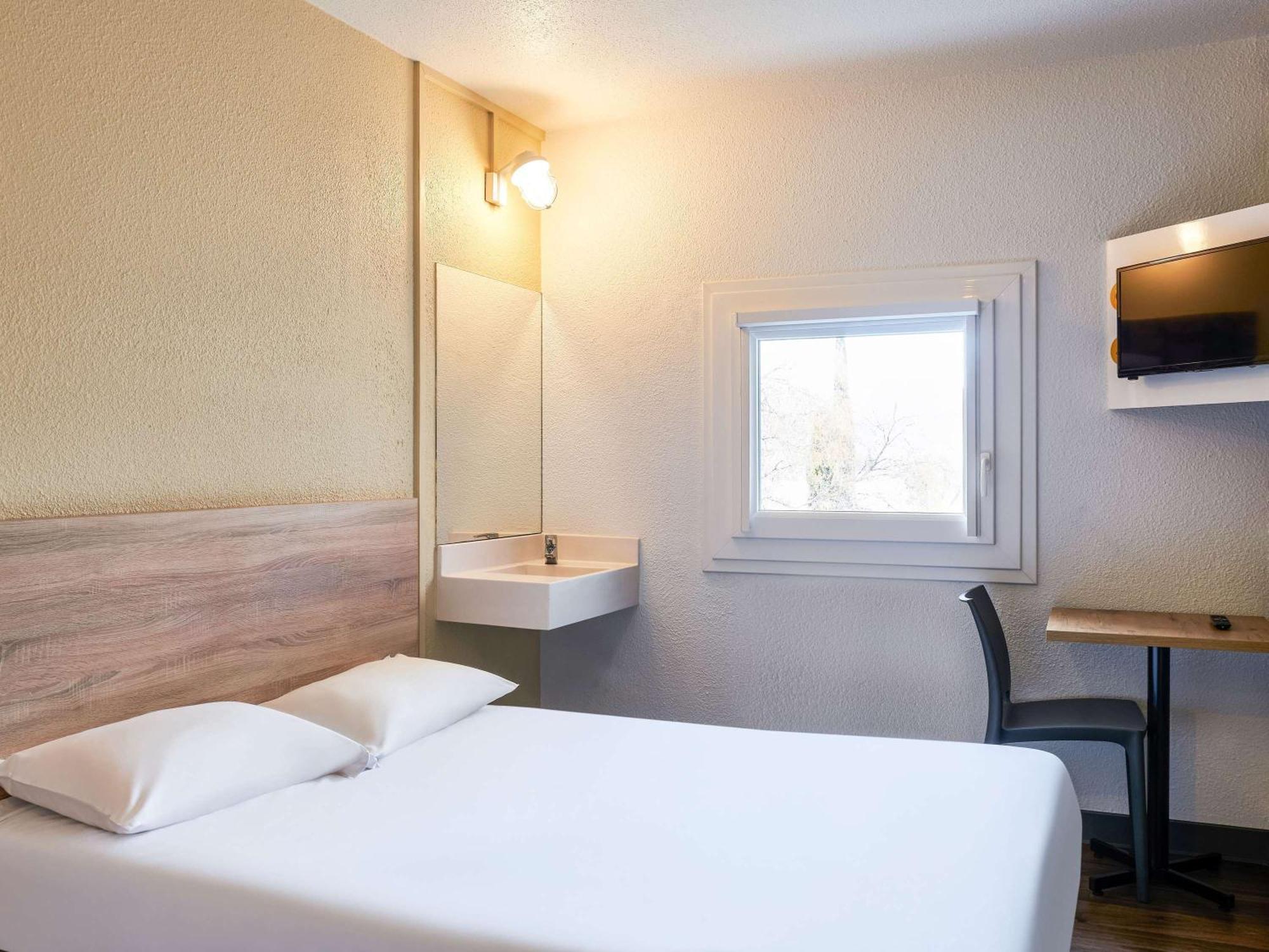 Hotelf1 Avignon Centre Courtine Gare Tgv Ngoại thất bức ảnh